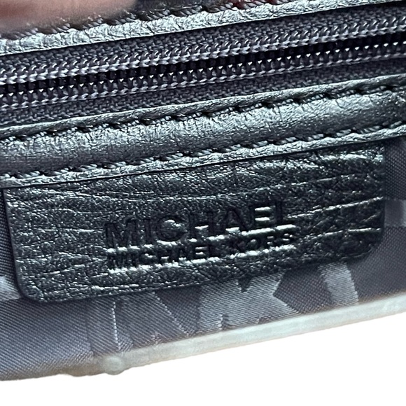 Michael Kors Metallic Leather Berkley Clutch Purse Magnetic Closure - Picture 6 of 7